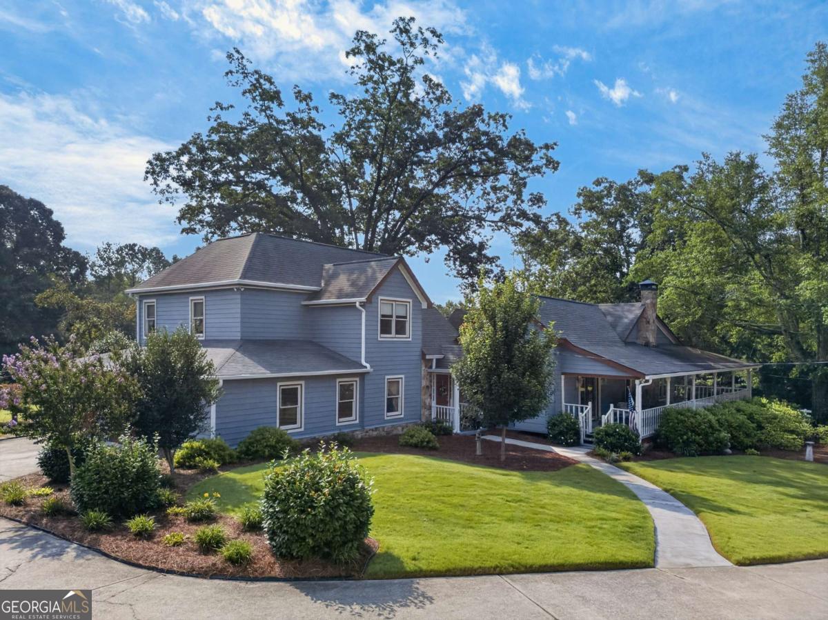 1111 Bakers Bridge RD