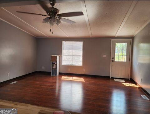 A home in Folkston