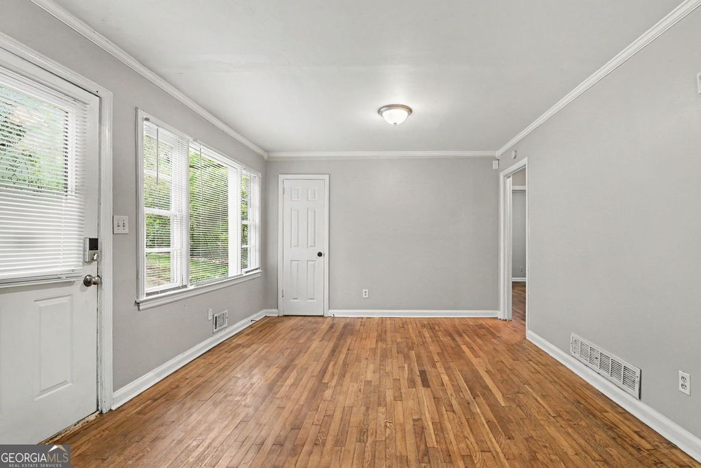 Photo of 618 Hickory Trail, Mableton, GA 30126 (MLS # 10754880)