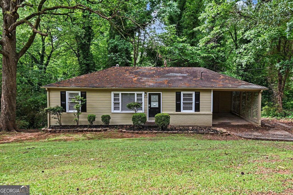 Photo of 618 Hickory Trail, Mableton, GA 30126 (MLS # 10754880)