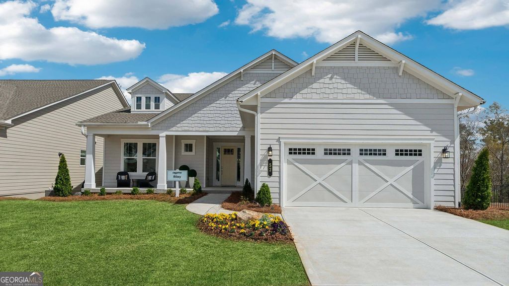 Photo of 254 Savoy Court, Newnan, GA 30263 (MLS # 10682141)