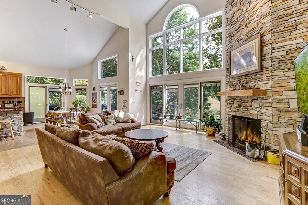 5981 Candy Mountain Road