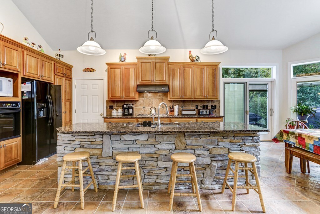 5981 Candy Mountain Road