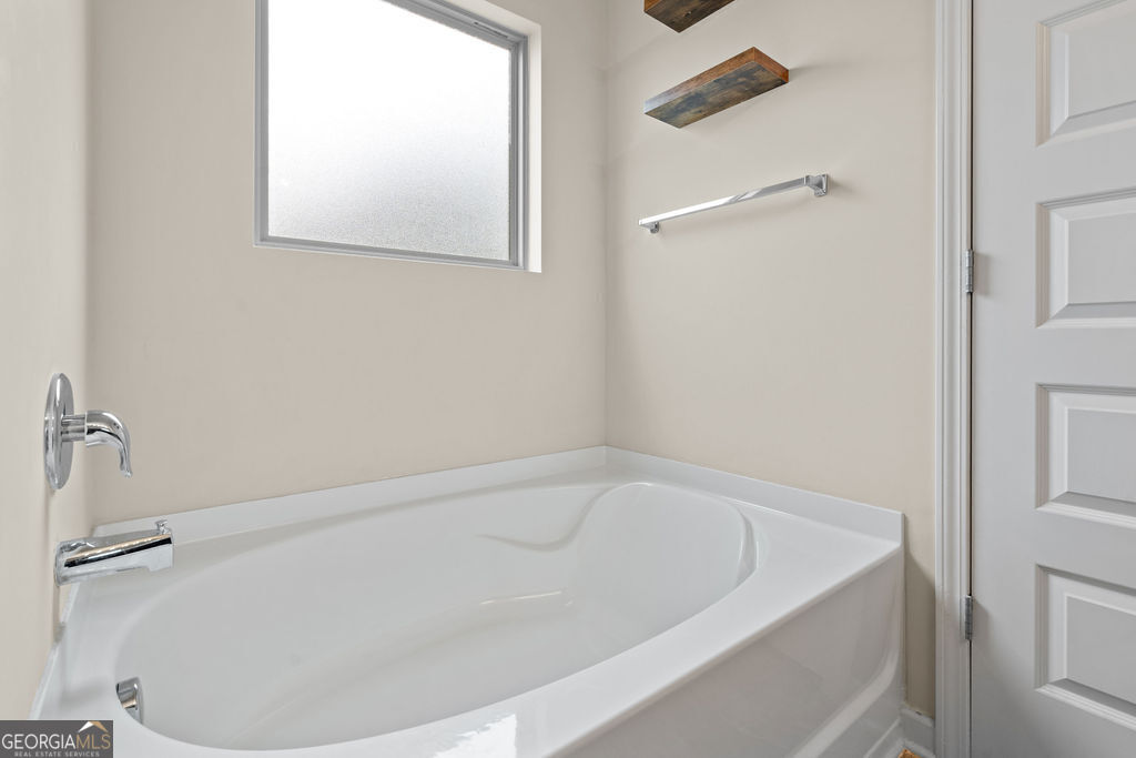 Conyers, Georgia 30012, United States, 4 Bedrooms Bedrooms, ,3 BathroomsBathrooms,Residential,Pending,78388