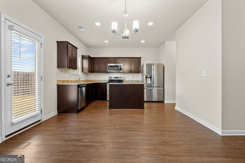 Conyers, Georgia 30012, United States, 4 Bedrooms Bedrooms, ,3 BathroomsBathrooms,Residential,Pending,78388