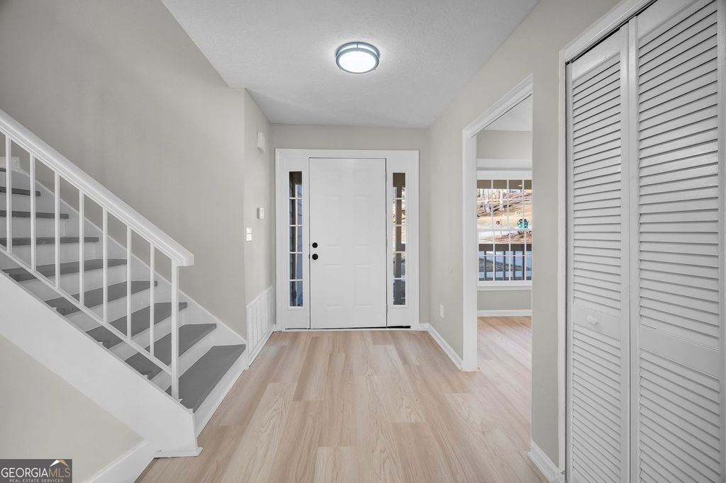 Photo of 4629 Dogwood Farms Dr, Decatur, GA 30034 (MLS # 10691791)