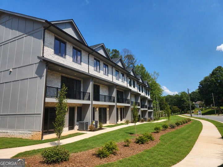 Photo 1 of 18 — 3565 Chelsea Falls WAY, Suwanee, GA 30024