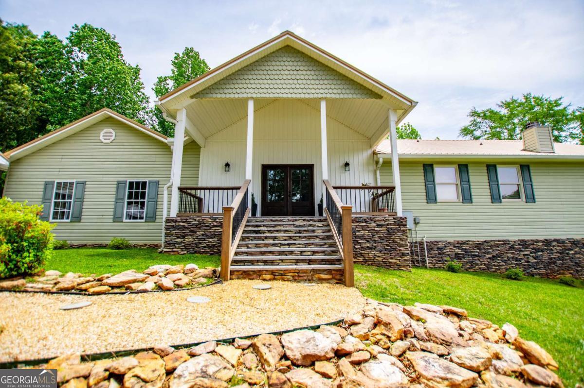 363 Poplar PL
