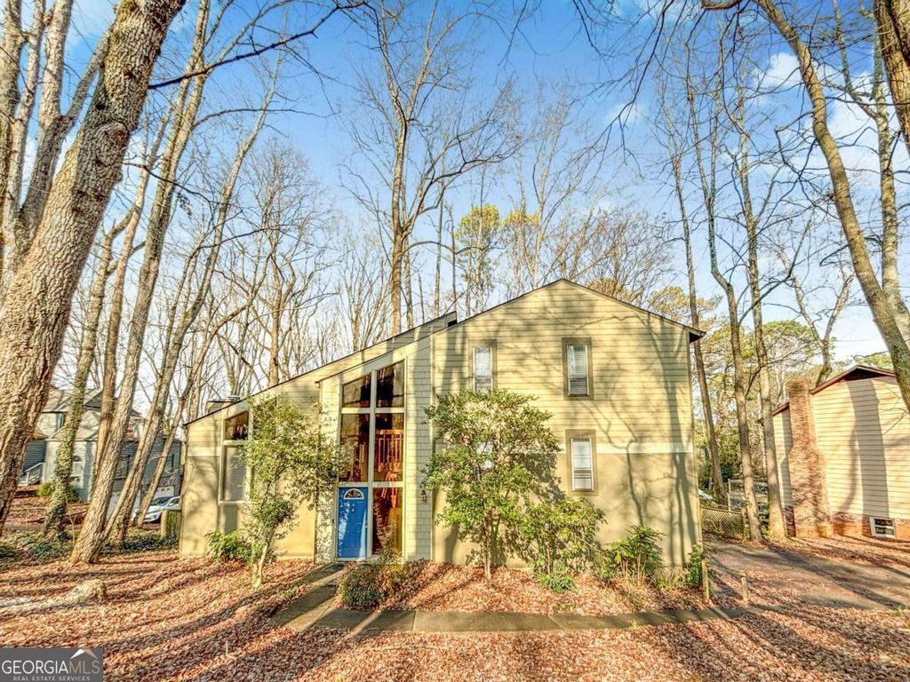 Photo of 1543 Hillhaven Drive, Marietta, GA 30062 (MLS # 10697476)