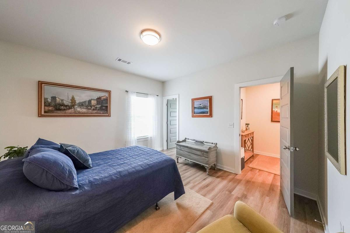 Lantern Walk - Residential