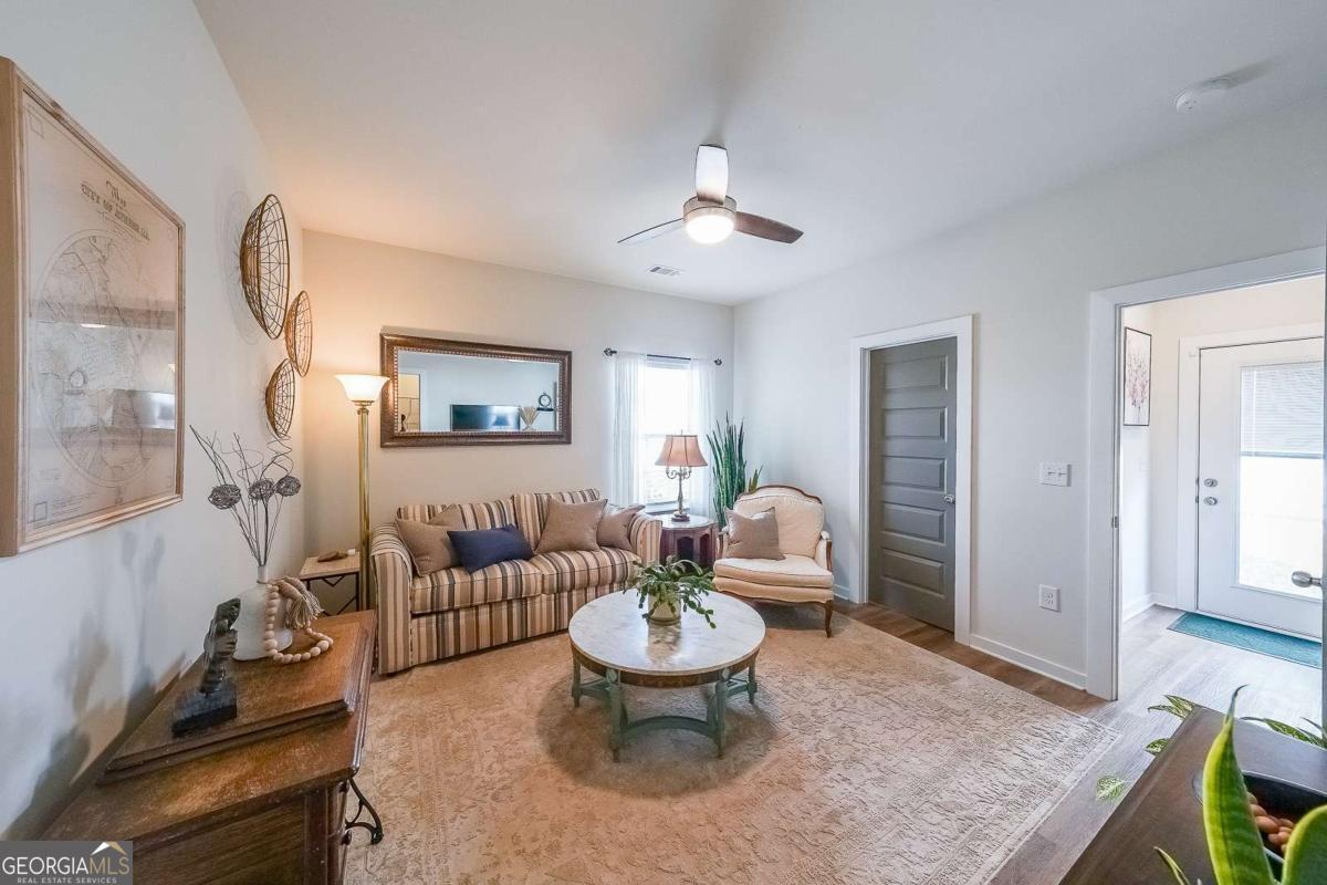 Lantern Walk - Residential