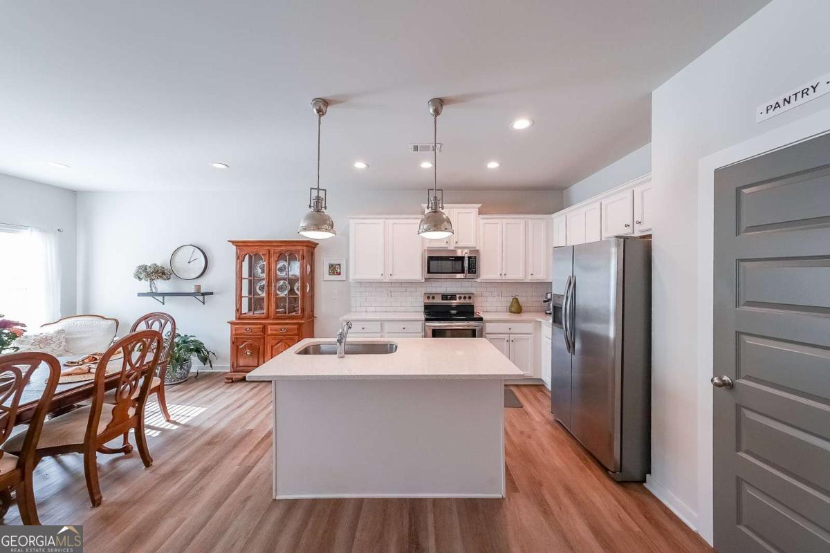 Lantern Walk - Residential