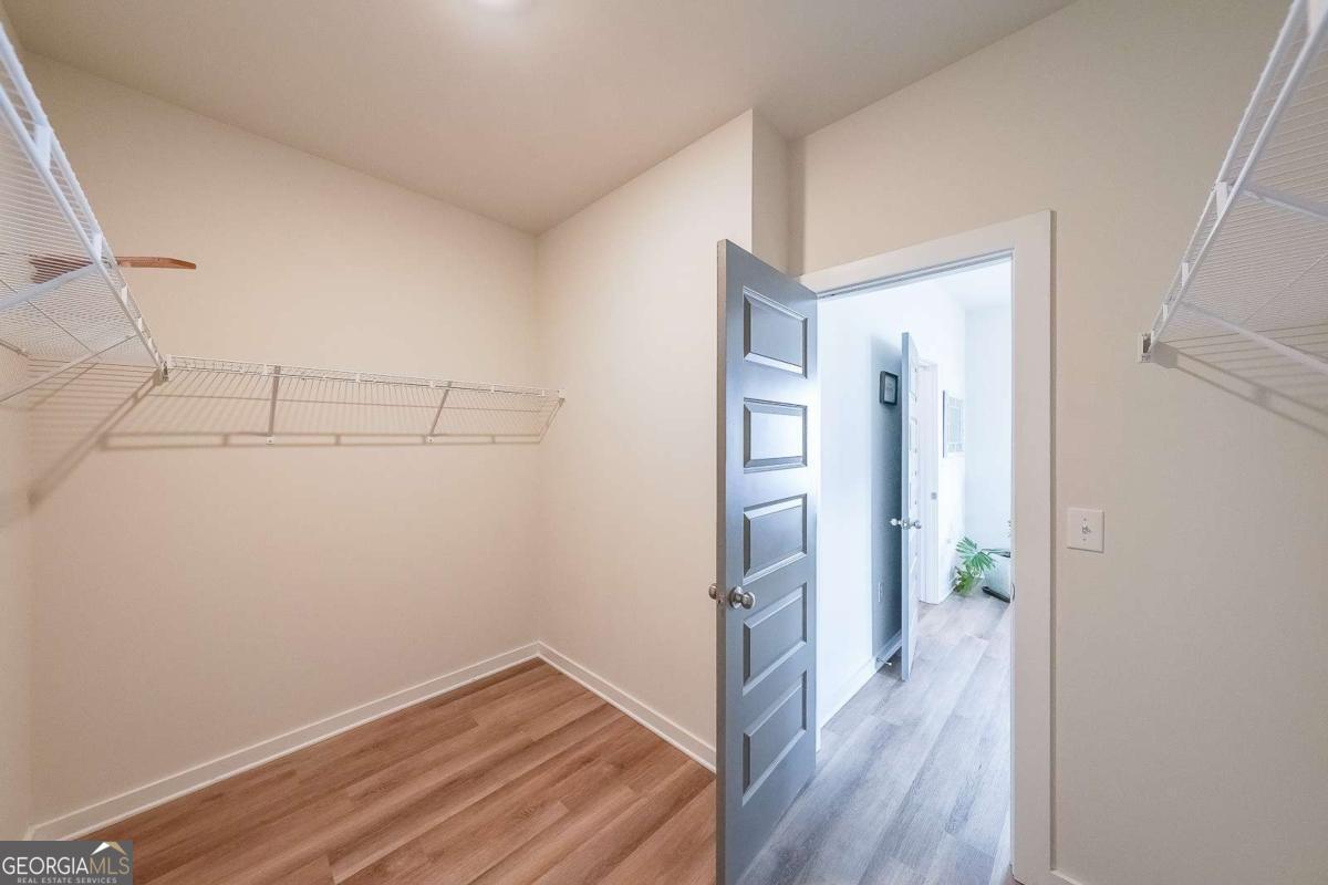 Lantern Walk - Residential