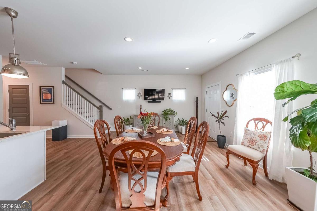 Lantern Walk - Residential