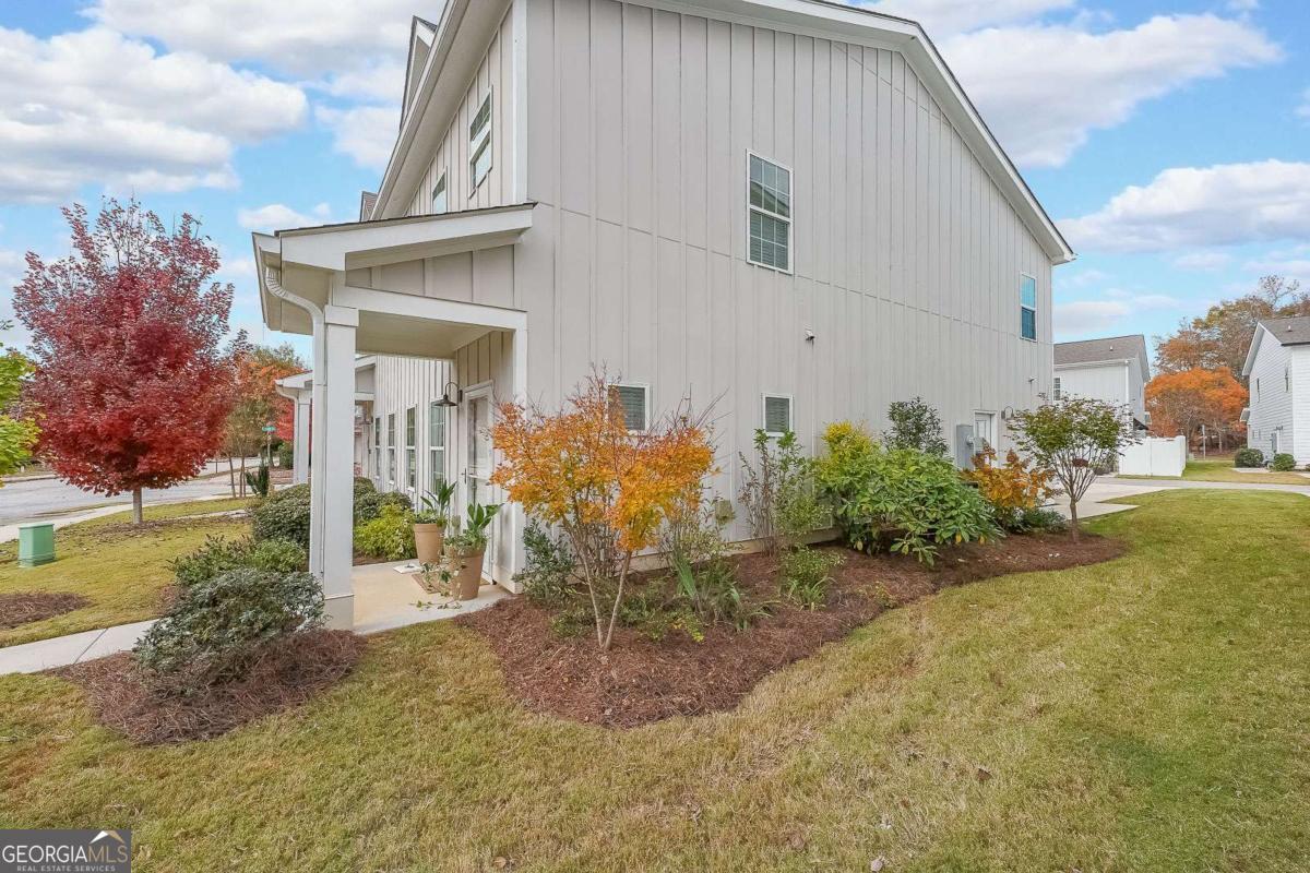 Lantern Walk - Residential