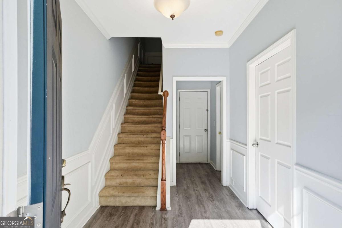 3329 Chastain Gardens DR NW