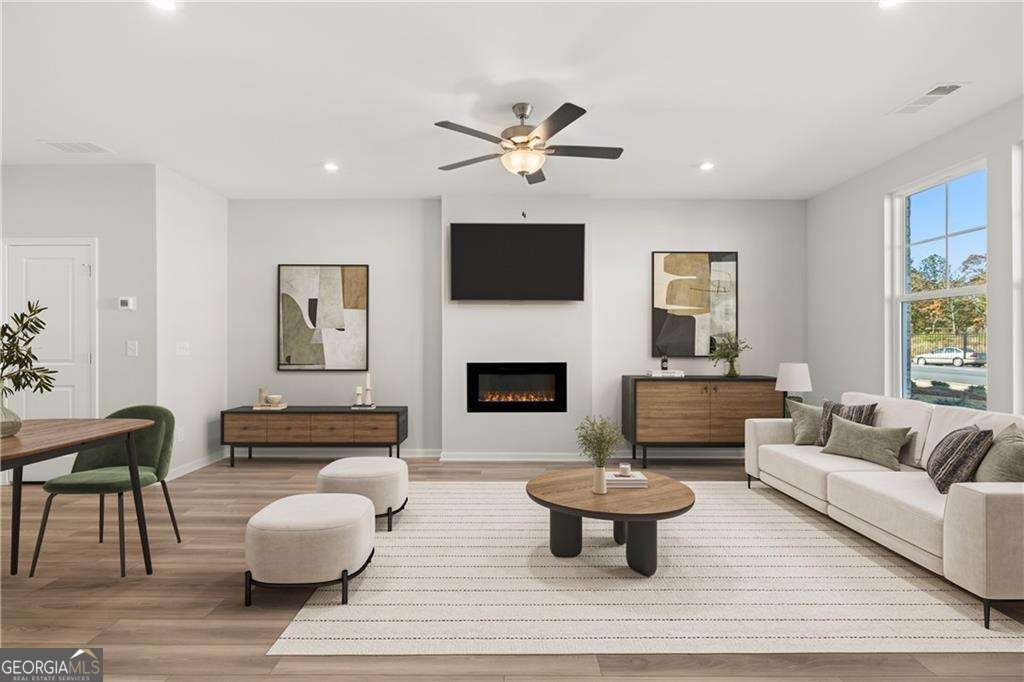 125 Park Ridge CIR 105