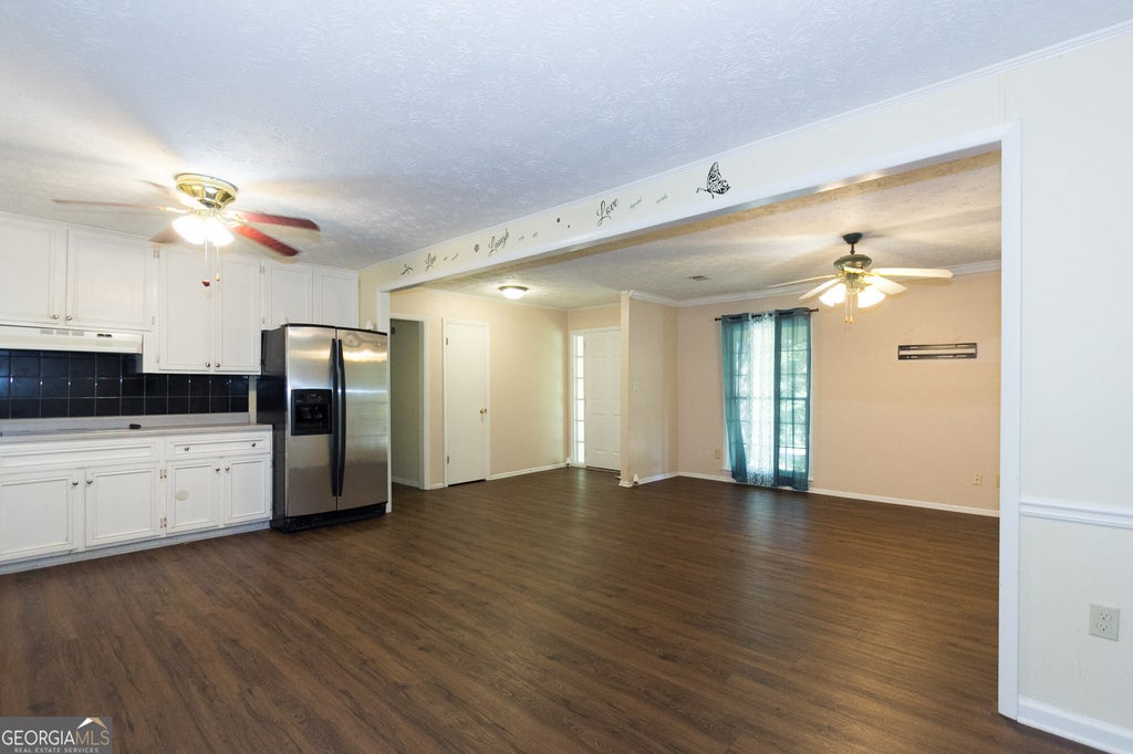 Photo of 3720 Sunny Hill Drive, Loganville, GA 30052 (MLS # 10835386)