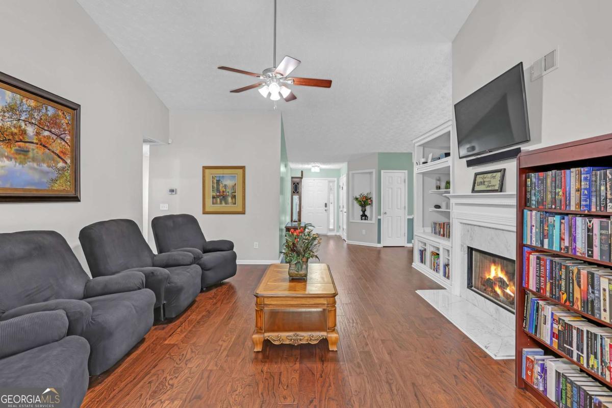 1743 Mission Park DR