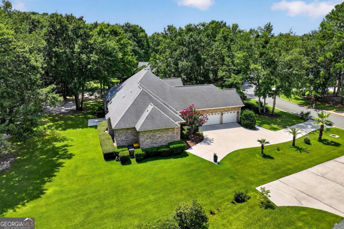 639 Chastain CIR