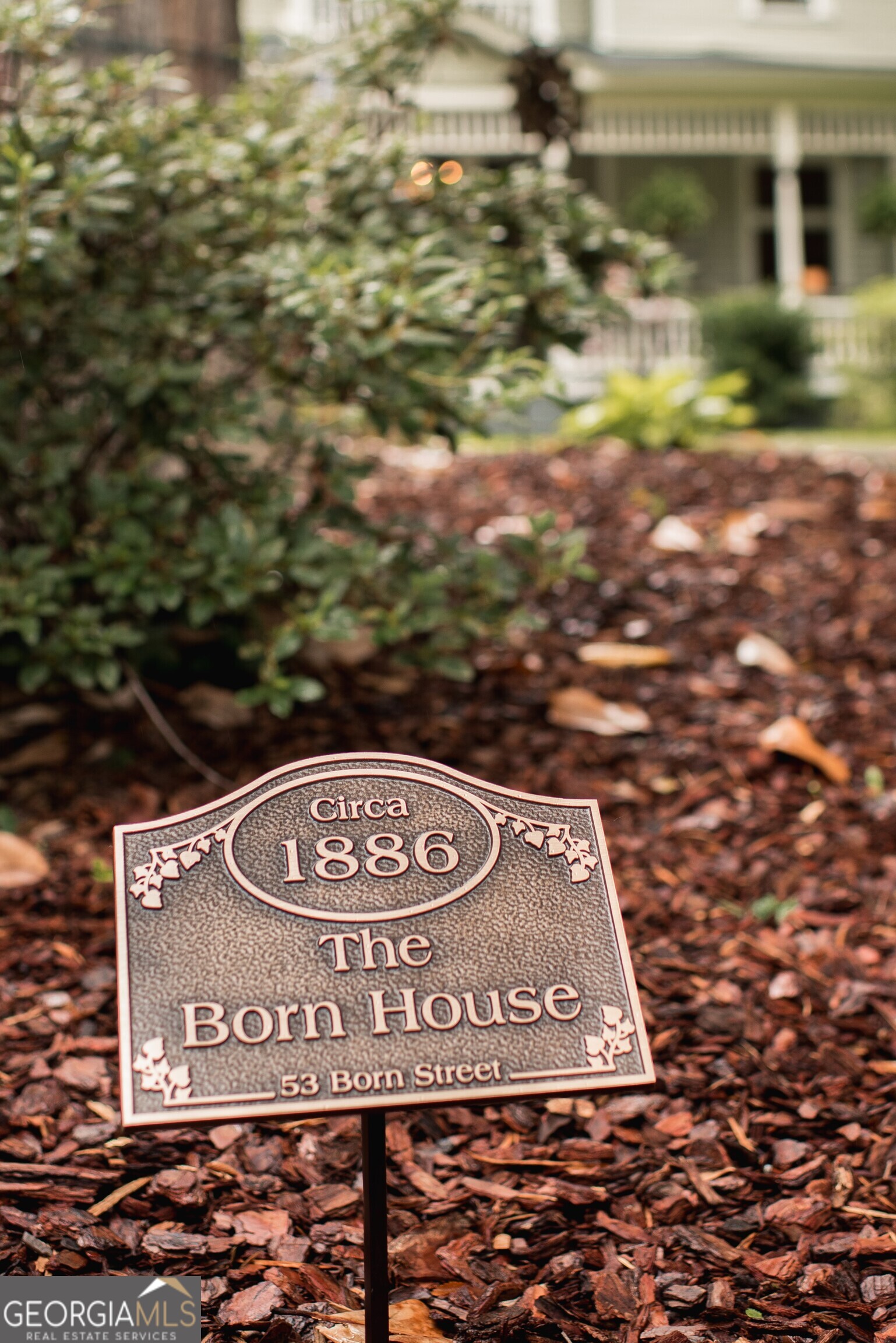 53 Born ST
