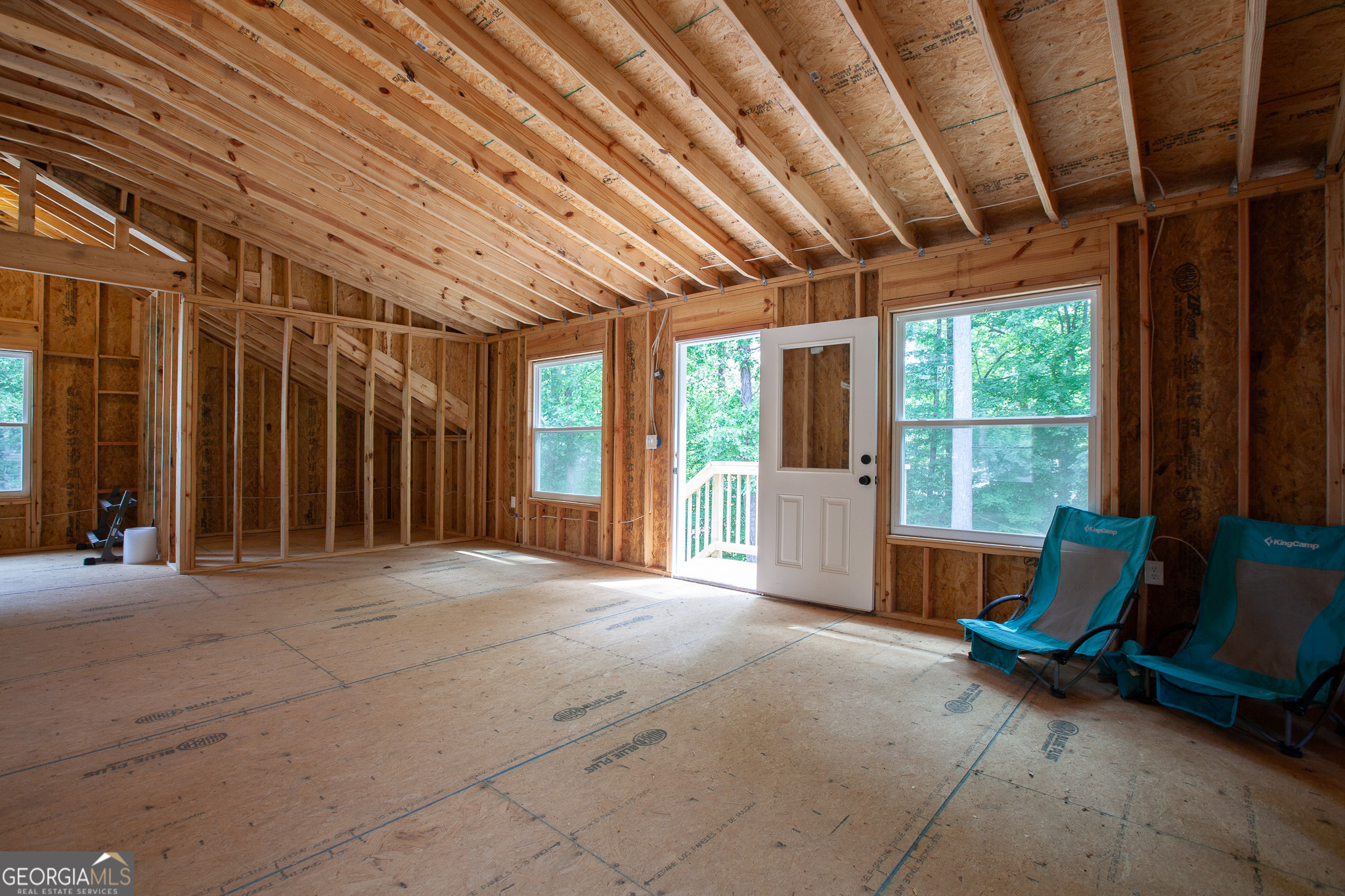 5322 Seaton DR