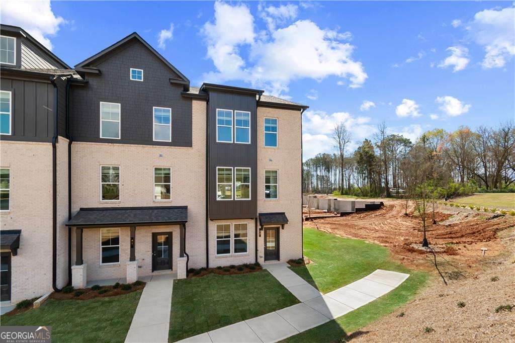 113 Daybreak LN