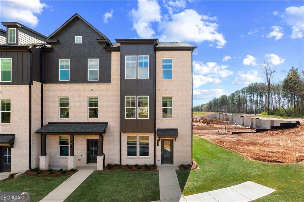 113 Daybreak LN