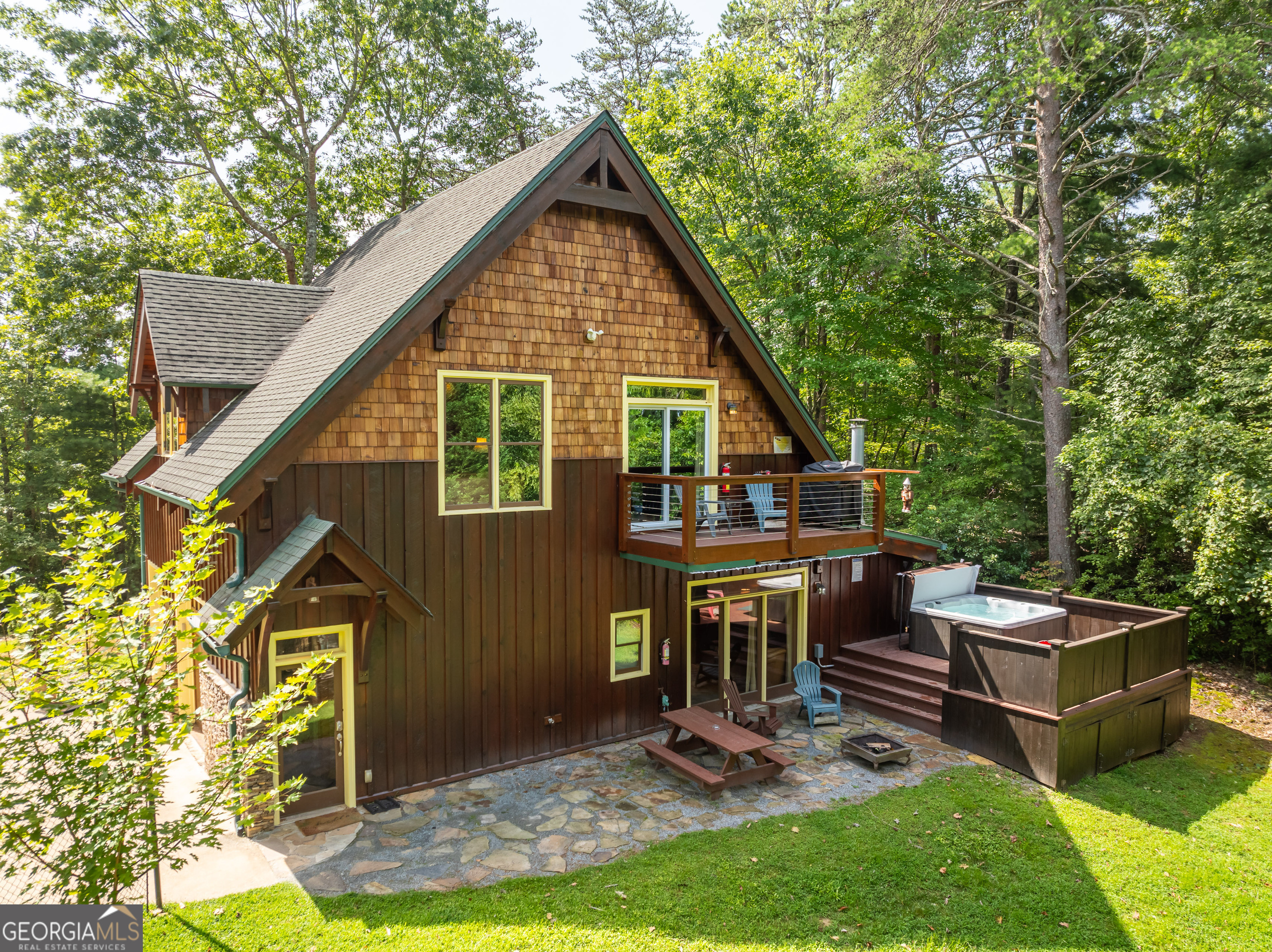 21-235 Riverview CIR