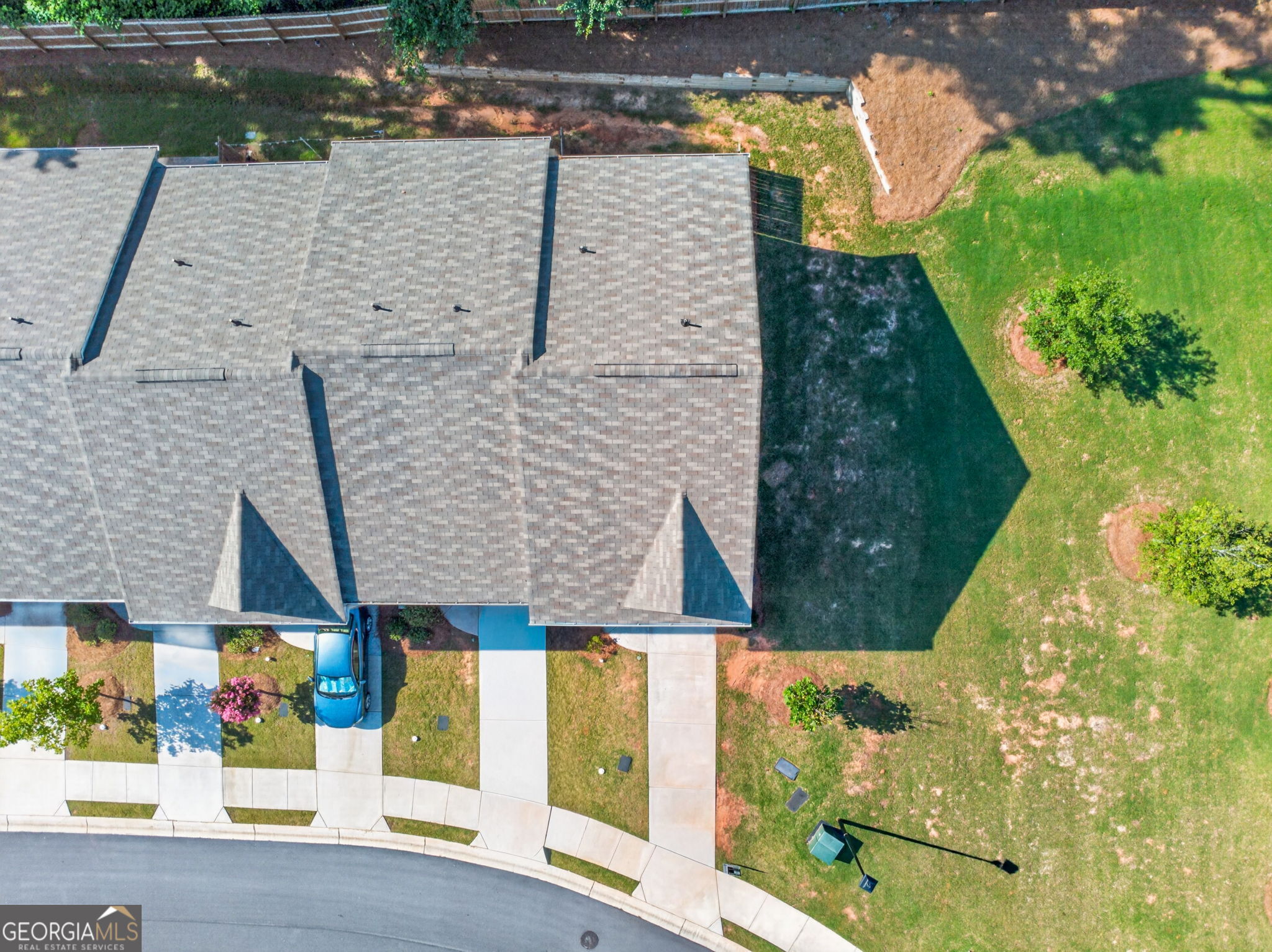 501 Magnolia CIR