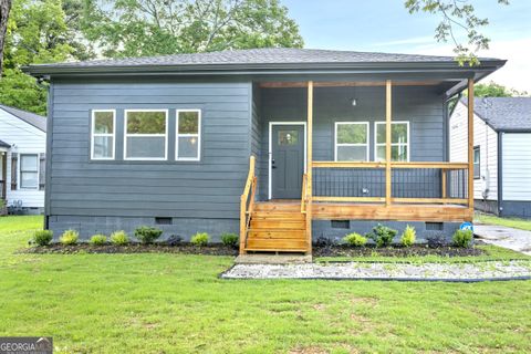 Photo of 639 Ozburn Road NW, Atlanta, GA 30318 (MLS # 10609809)