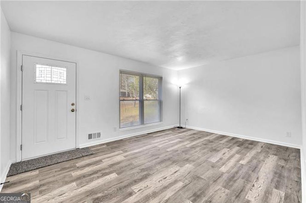 Photo of 2356 County Line Road SW, Atlanta, GA 30331 (MLS # 10742835)