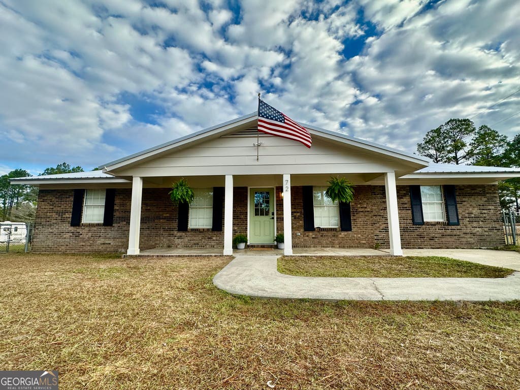 Photo of 72 W Tenth Street, McRae-Helena, GA 31037 (MLS # 10822002)