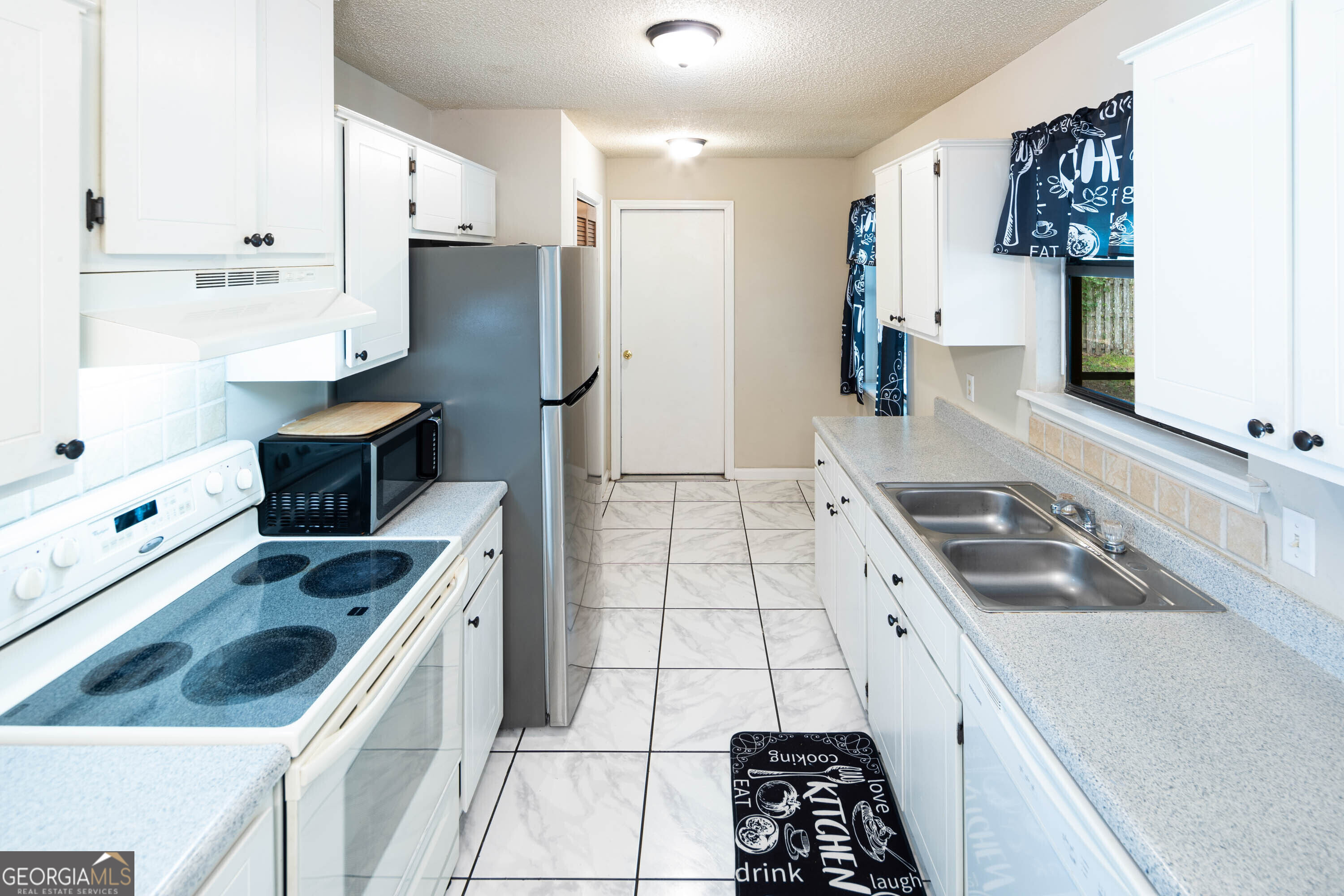 145 Fairfield DR