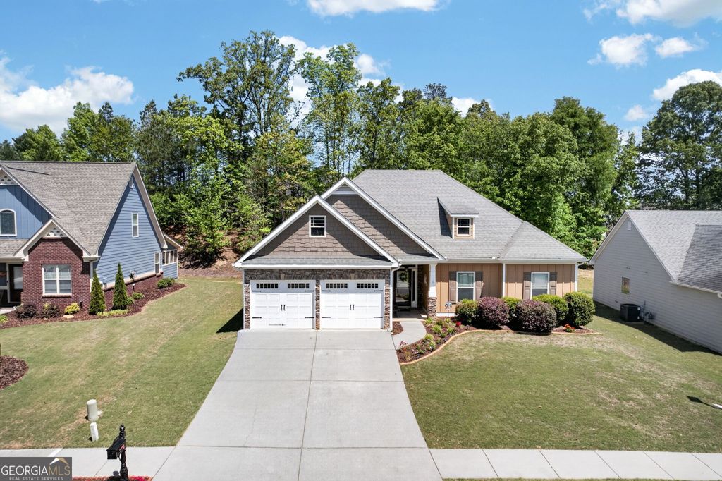 Photo of 14 Birch Place, Adairsville, GA 30103 (MLS # 10656500)