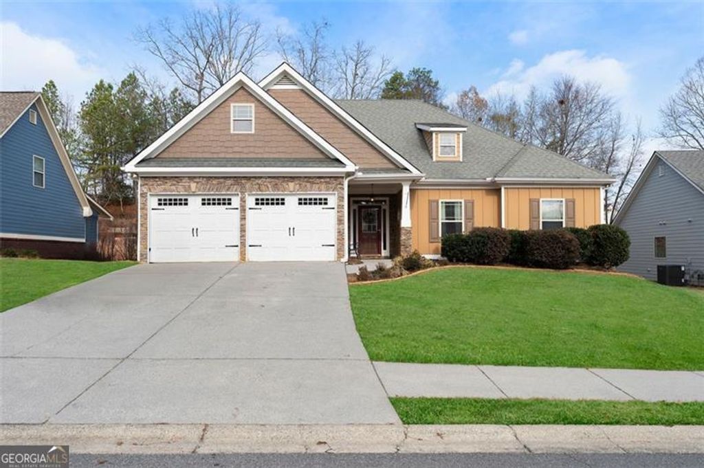 Photo of 14 Birch Place, Adairsville, GA 30103 (MLS # 10656500)