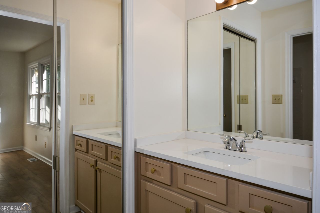 Wellcrest Townhomes - Residential
