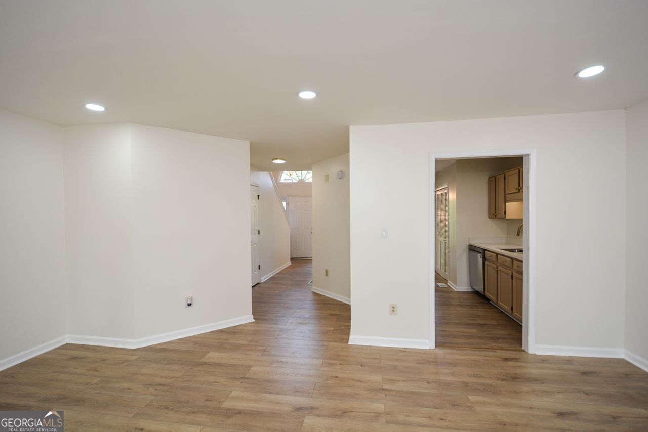 Wellcrest Townhomes - Residential