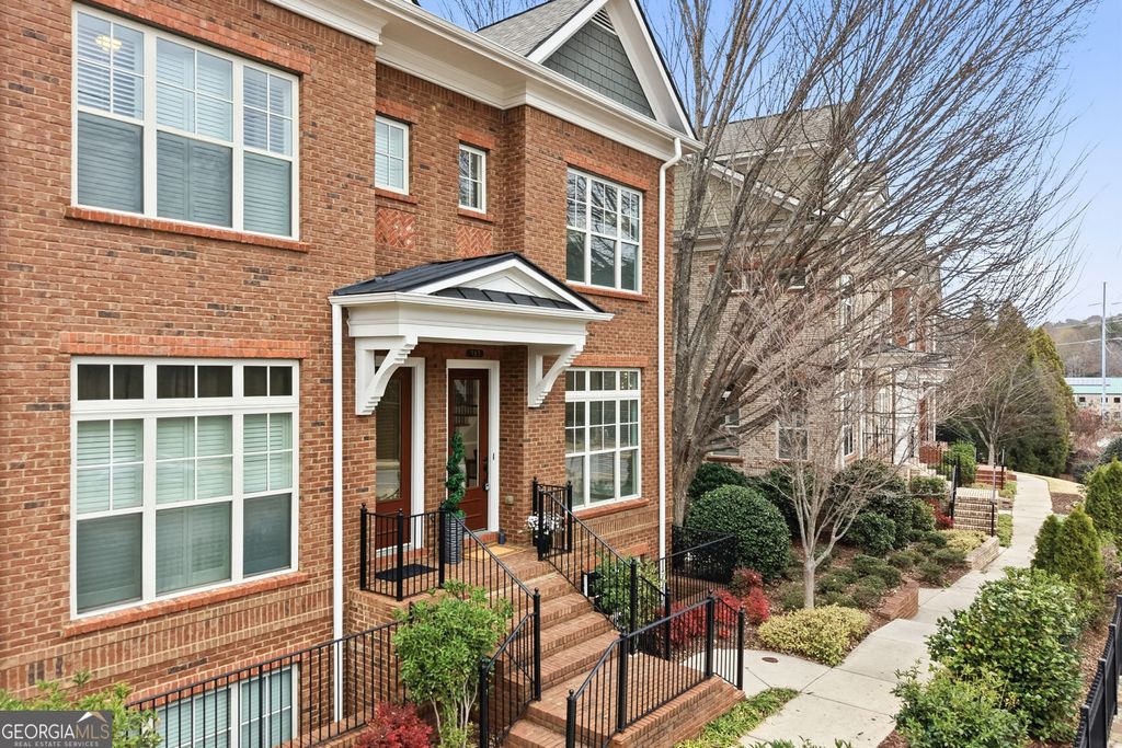 Photo of 353 Alderwood Lane, Sandy Springs, GA 30328 (MLS # 10672685)