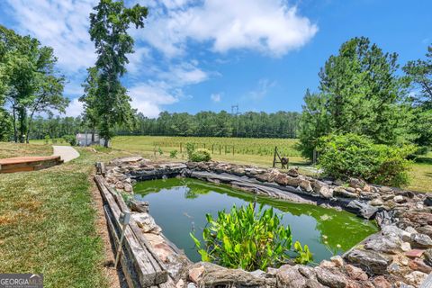 A home in Newnan