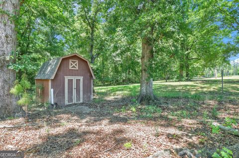 A home in Newnan