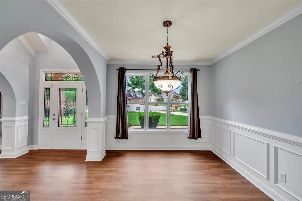 100 Montview WAY