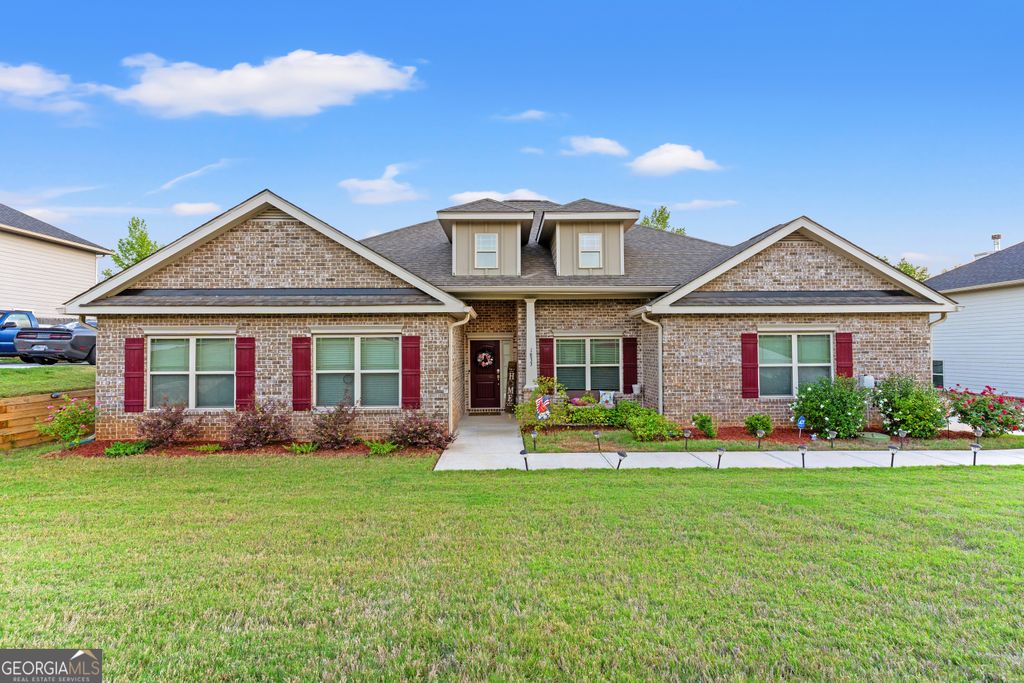 Photo of 1833 Abbey Road, Griffin, GA 30223 (MLS # 10770599)