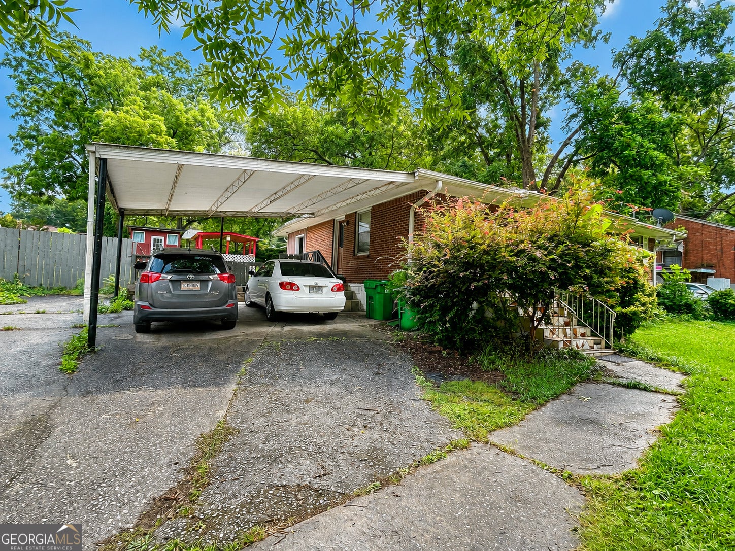 1035 Stoneybrook RD