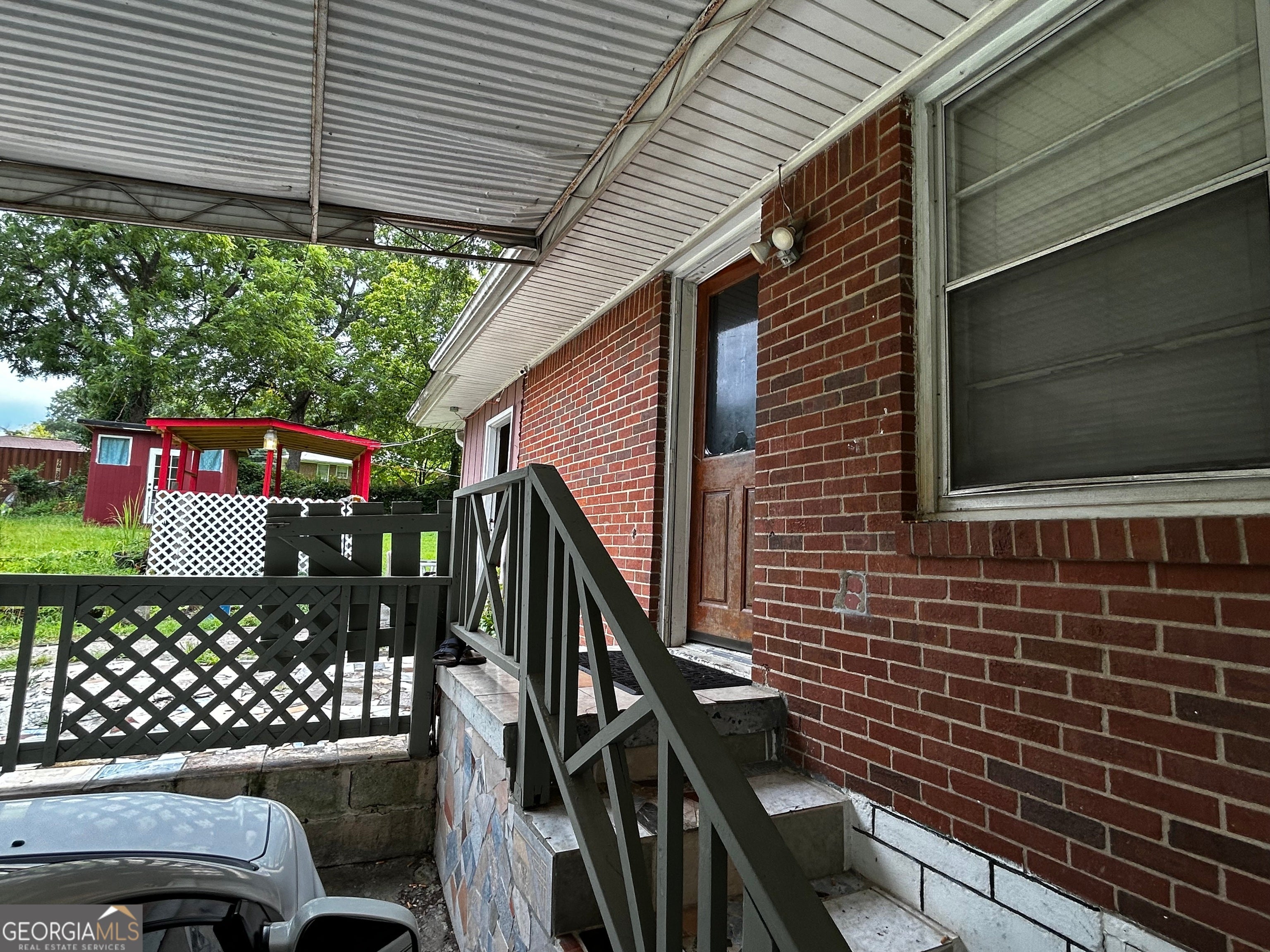 1035 Stoneybrook RD