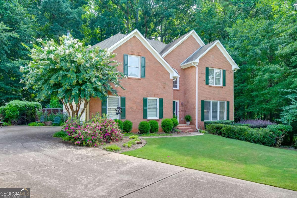 651 Sweetfern LN