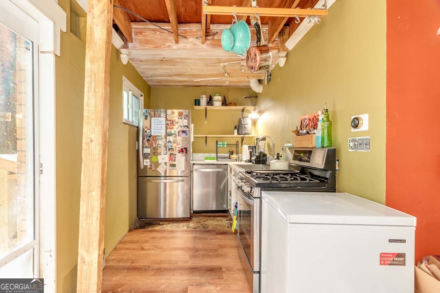 Atlanta, Georgia 30309, United States, 2 Bedrooms Bedrooms, ,2 BathroomsBathrooms,Residential,Active,36888