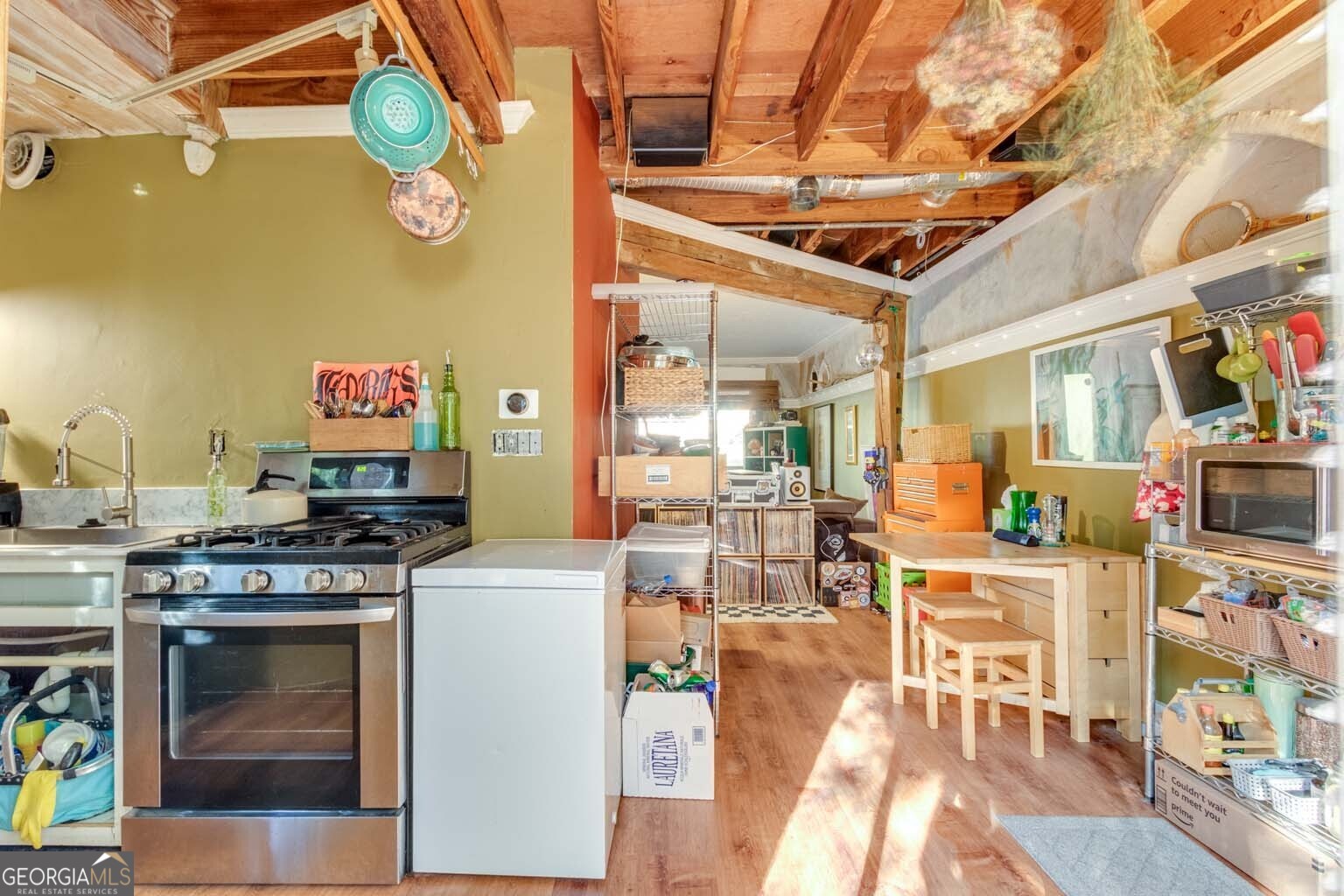 Atlanta, Georgia 30309, United States, 2 Bedrooms Bedrooms, ,2 BathroomsBathrooms,Residential,Active,36888