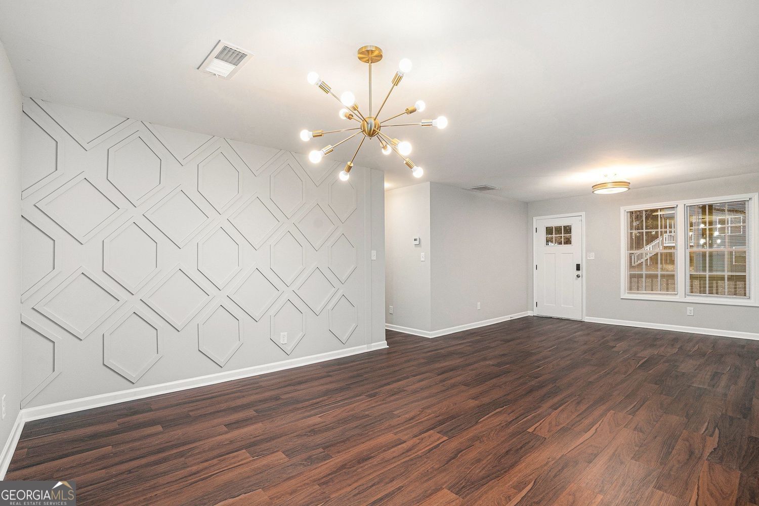 1643 Mary George AVE NW