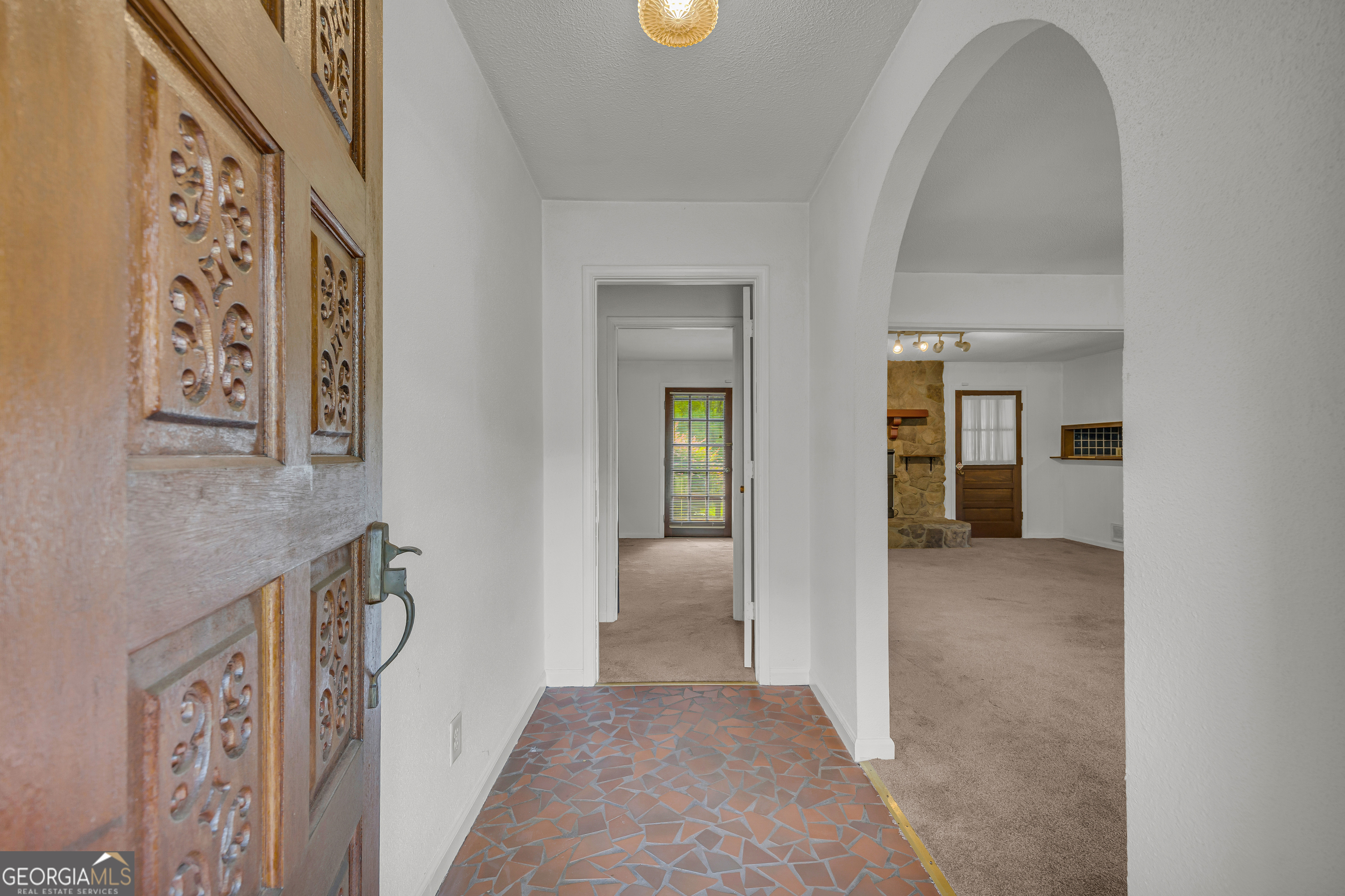 12 Beaverdam Creek RD